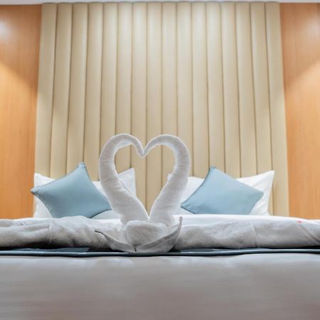 Hotel Tulips Grand حيدر أباد المظهر الخارجي الصورة