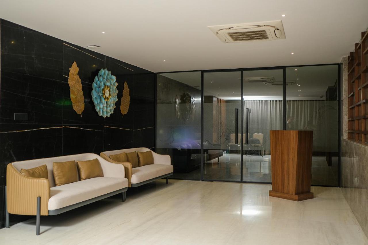 Hotel Tulips Grand حيدر أباد المظهر الخارجي الصورة
