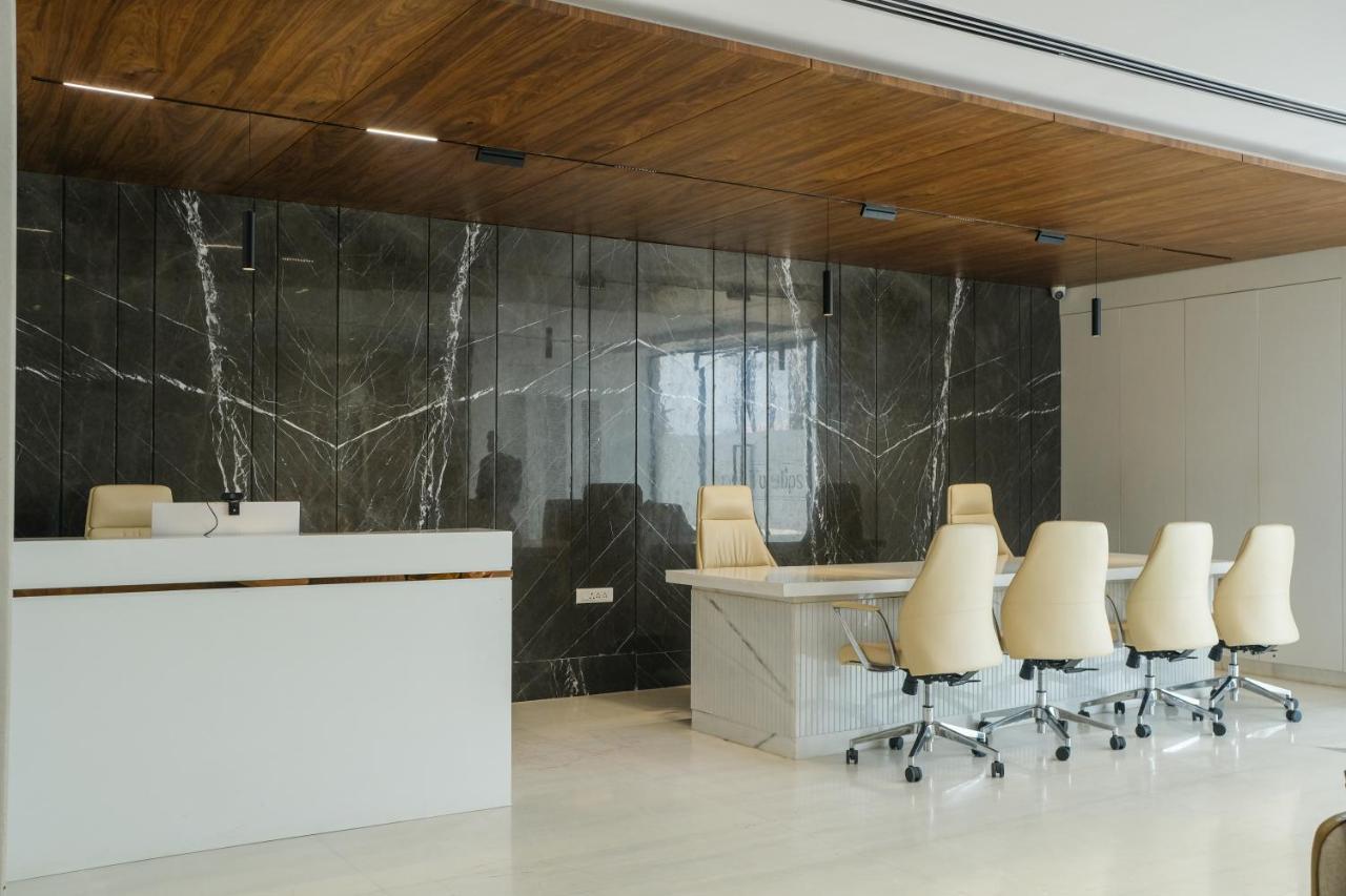 Hotel Tulips Grand حيدر أباد المظهر الخارجي الصورة